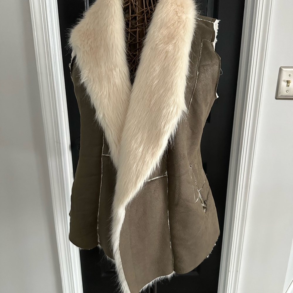 Fate Olive Green Vest with Cream Faux Fur Trim